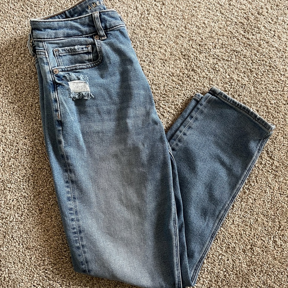 American Eagle Mom Jeans
